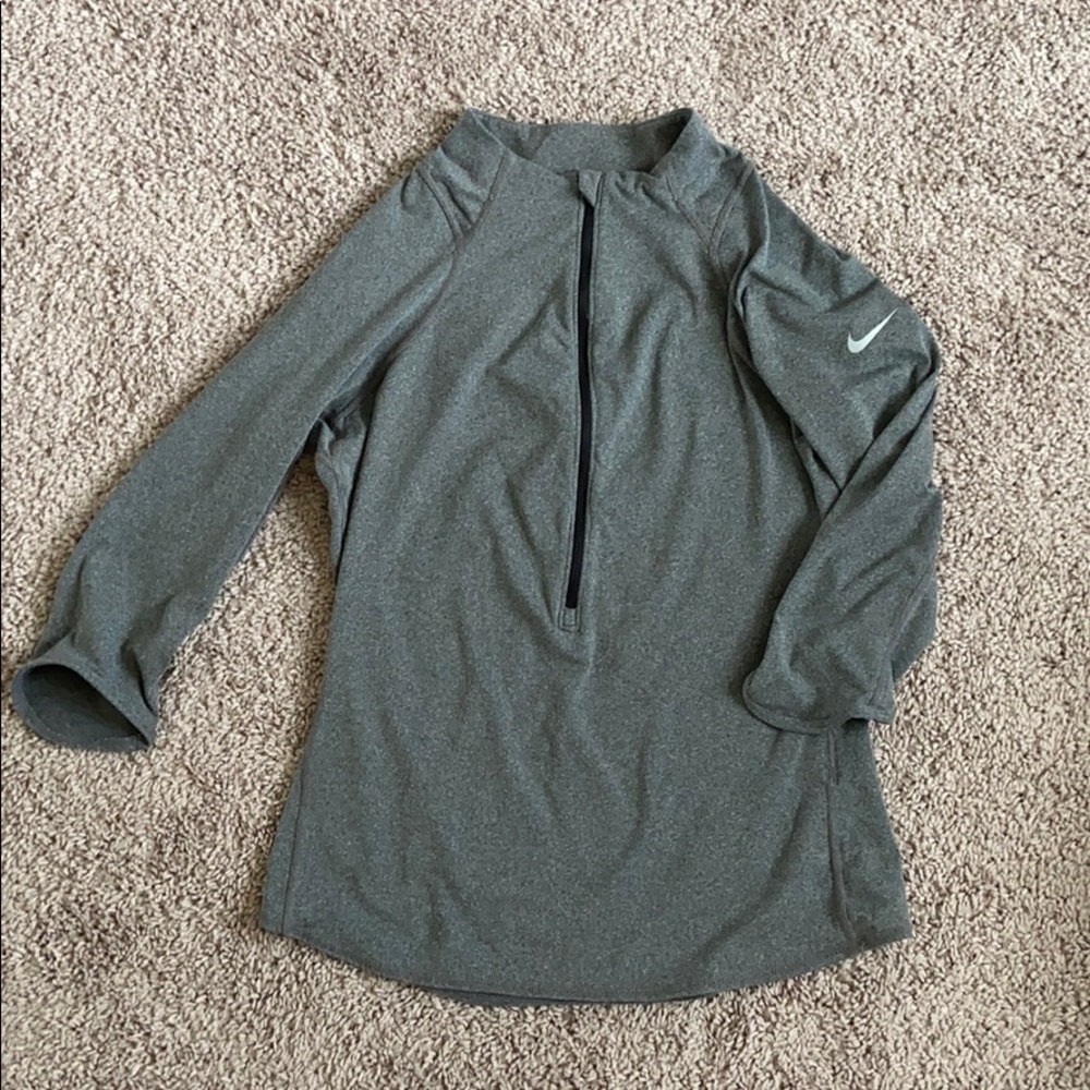 Nike half-zip shirt size M